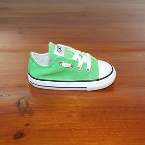 infant green converse
